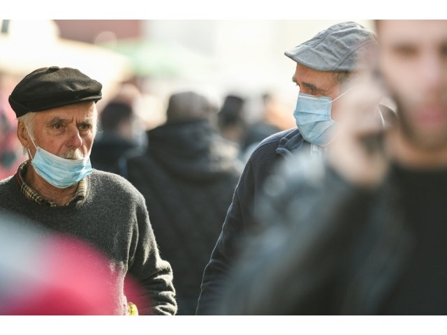 Bilanț COVID-19, 2 februarie 2022. În spitalele din România sunt 10.438 de...