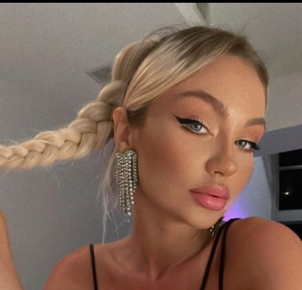 Bianca Alexandra, vânătăi pe corp din cauza fostului iubit. Diego este