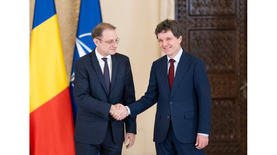 Guvernul Niculescu, între votul Parlamentului și riscul anticipatelor. Premierul desemnat, față în față cu Alessandra Stoicescu, astăzi