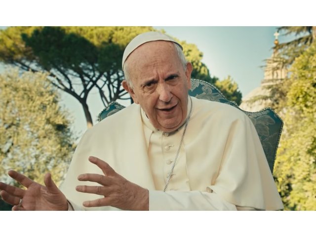 Papa Francisc: „Liderii Ucrainei trebuie să privească în perspectivă pentru a...