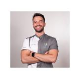 N-ai cei mai frumoși dinți? Medicul stomatolog &icirc;ți recomandă să porți fațete dentare