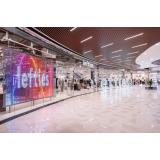 Mai mult dec&acirc;t modă, un stil de viață. Lefties se lansează oficial &icirc;n Rom&acirc;nia, odată cu deschiderea primului magazin fizic și a magazinului online