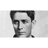 Cine a fost Corneliu Zelea Codreanu: Viața &icirc;ntunecată a fondatorului Mișcării Legionare