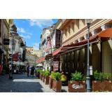 Agenți de pază din Centrul Vechi al Capitalei, reținuți pentru că băteau clienții cluburilor