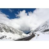 Circulația pe unele sectoare de drum de pe Transalpina și Transfăgărășan se &icirc;nchid