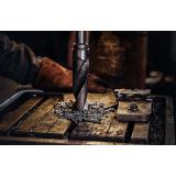 Cum să alegi mașina de găurit metal potrivită pentru afacerea ta mică