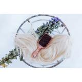 Dacă salonul e prea departe, aceste lucruri te vor ajuta de acasă