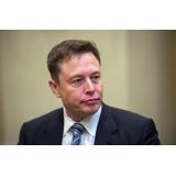 Elon Musk, mesaj pentru angajaţii Tesla: Reveniţi la birou sau plecaţi