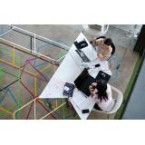 Rolul crucial al biroului &icirc;n echilibrul muncă-viață personală și &icirc;n dezvoltarea unei comunități la job