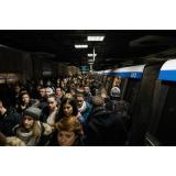 Alarmă falsă cu bombă la stația de metrou Piața Victoriei. Circulația trenurilor de metrou a fost reluată