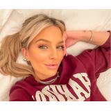 Ana Baniciu, afectată serios de moartea mamei sale. C&acirc;te kilograme a slăbit c&acirc;ntăreața &icirc;n această perioadă