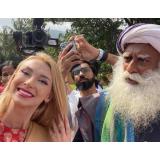 Andreea Bălan și Loredana Groza au plecat &icirc;n India. Artistele l-au cunoscut pe Sadhguru