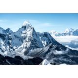 Caz tragic &icirc;n munții Himalaya! Cel puțin 10 persoane și-au pierdut viața &icirc;n urma unei avalanșe