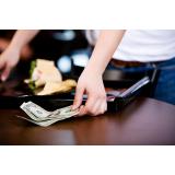 Bacșișul va fi impozitat cu 10% &icirc;ncep&acirc;nd din 2023