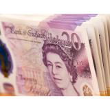 Banca Angliei va &icirc;nlocui portretul Reginei Elisabeta a II-a de pe bancnote