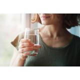 Ce cantitate de apă trebuie să consumăm zilnic. Ce se &icirc;nt&acirc;mplă dacă nu bem suficientă apă