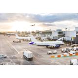 O companie aeriană low-cost renunță la biletele ieftine de 10 euro