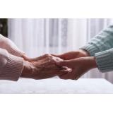 Confort și &icirc;ngrijire de calitate: cum să alegi un azil de bătr&acirc;ni