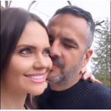 Cristina Șișcanu, desființată după ce a recunoscut că &icirc;i umblă &icirc;n telefon soțului: &bdquo;Ți-e frică să nu te părăsească, că răm&acirc;i săracă&rdquo;