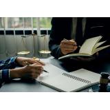 Cum să alegi un avocat specializat &icirc;n drepturile omului și litigii la CEDO