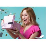 Cum să alegi un parfum cadou pentru cei dragi