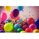 Cum să organizezi o petrecere minunată pentru majoratul copilului