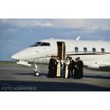 Cum se aprinde Lumina Sf&acirc;ntă la Ierusalim, de Paște? Drumul din Țara Sf&acirc;ntă &icirc;n Rom&acirc;nia