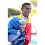 David Popovici a fost desemnat cel mai bun &icirc;notător al anului 2022