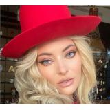 Delia, experiență ur&acirc;tă pe munte. Vedeta a tras sperietura vieții sale: &bdquo;Mă alerga &icirc;n cel mai agresiv mod&rdquo;