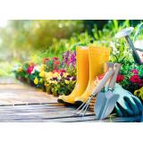 Echipamentele esențiale de care aveți nevoie pentru &icirc;ntreținerea adecvată a grădinii și a fermei