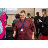 APAN lansează &bdquo;EduSMart&rdquo;: un program inovator pentru 100 de persoane cu scleroză multiplă, construit pe educație holistică și puterea comunității