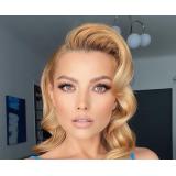 Cum s-a &icirc;ndrăgostit Elena Gheorghe pe soțul ei: &bdquo;Cornel mi-a fost cel mai bun prieten la &icirc;nceput&rdquo;
