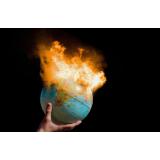 Fenomene meteo extreme &icirc;n lume: incendii, furtuni, coduri de zăpadă și &icirc;ngheț