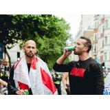 Frații Tate află astăzi dacă vor fi cercetați &icirc;n libertate. Milionarii neagă acuzațiile