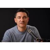 George Buhnici a scăpat ieftin &icirc;n urma afirmațiilor scandaloase pe care le-a făcut despre femei. Ce amendă a primit jurnalistul