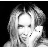 Gina Pistol, mărturisiri emoționante despre traumele din copilărie: &bdquo;C&acirc;nd am fost mică, am fost și săracă&rdquo;