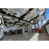 &Icirc;ncă ai becuri &icirc;n casa ta ? &Icirc;nlocuiește Becul Tradițional cu o Lustră LED sau un Candelabru modern