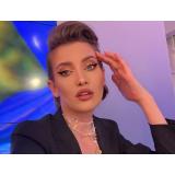 Iulia Albu l-a desființat pe George Buhnici &icirc;n stilul ei caracteristic: &bdquo;Soția dumneavoastră nu arată ca o minoră, ci ca o...&rdquo;