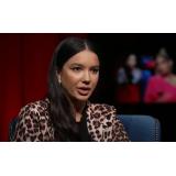 Larisa Udilă, &icirc;nșelată de partenerul ei!? Ce i-a transmis o internaută: &bdquo;L-am văzut pe Ogi cu o fată ieșind dintr-o casă&rdquo; 