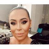 Oana Roman, luată peste picior de un internaut. Care a fost reacția vedetei: &bdquo;Nu-ți mai permite, tot grasă și ur&acirc;tă ești&rdquo;