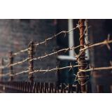 Polonia construiește un gard de s&acirc;rmă ghimpată la graniță cu Rusia