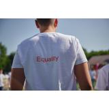 Ziua Internaţională pentru Eliminarea Violenţei asupra Femeilor: World Vision Rom&acirc;nia cere Academiei Rom&acirc;ne actualizarea definiției pentru &bdquo;femeie&rdquo; din DEX: &bdquo;Limbajul modelează mentalități. Iar mentalitățile pot preveni violența&rdquo;