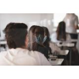 Redeschiderea școlilor &icirc;n stare de alertă epidemică revoltă profesorii. &bdquo;Nu avem competențele necesare pentru a pune diagnostic&rdquo;