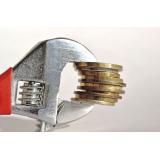 ROBOR, aproape de 6%: Rate-record pentru creditele &icirc;n lei. Ce ne sfătuiesc analiștii să facem 