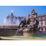 Un rom&acirc;n și-a spălat picioarele &icirc;ntr-o renumită f&acirc;nt&acirc;nă arteziană din Roma. Ce amendă a &icirc;nhățat bărbatul