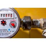 Rom&acirc;nii, speriați de grija facturilor. Studiu: La ce vor renunța pentru a plăti curentul și gazele