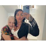 Cum erau sărbătorile de iarnă pentru Ruby &icirc;n copilărie: &bdquo;După ce se termina Crăciunul scoteam bradul &icirc;n fața porții&rdquo;