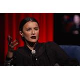 Ruxi, infidelă &icirc;n trecut. &Icirc;și mai dorește sau nu o relație serioasă concurenta de la &bdquo;Sunt celebru, scoate-mă de aici!&rdquo;