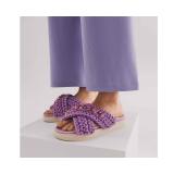 Trend report: sandale și flats pe care să le iei &icirc;n vacanță