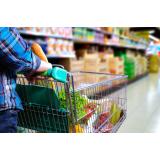 Prețul la p&acirc;ine, carne şi lapte a crescut &icirc;n ultimul an. C&acirc;t de mult s-au scumpit produsele de bază